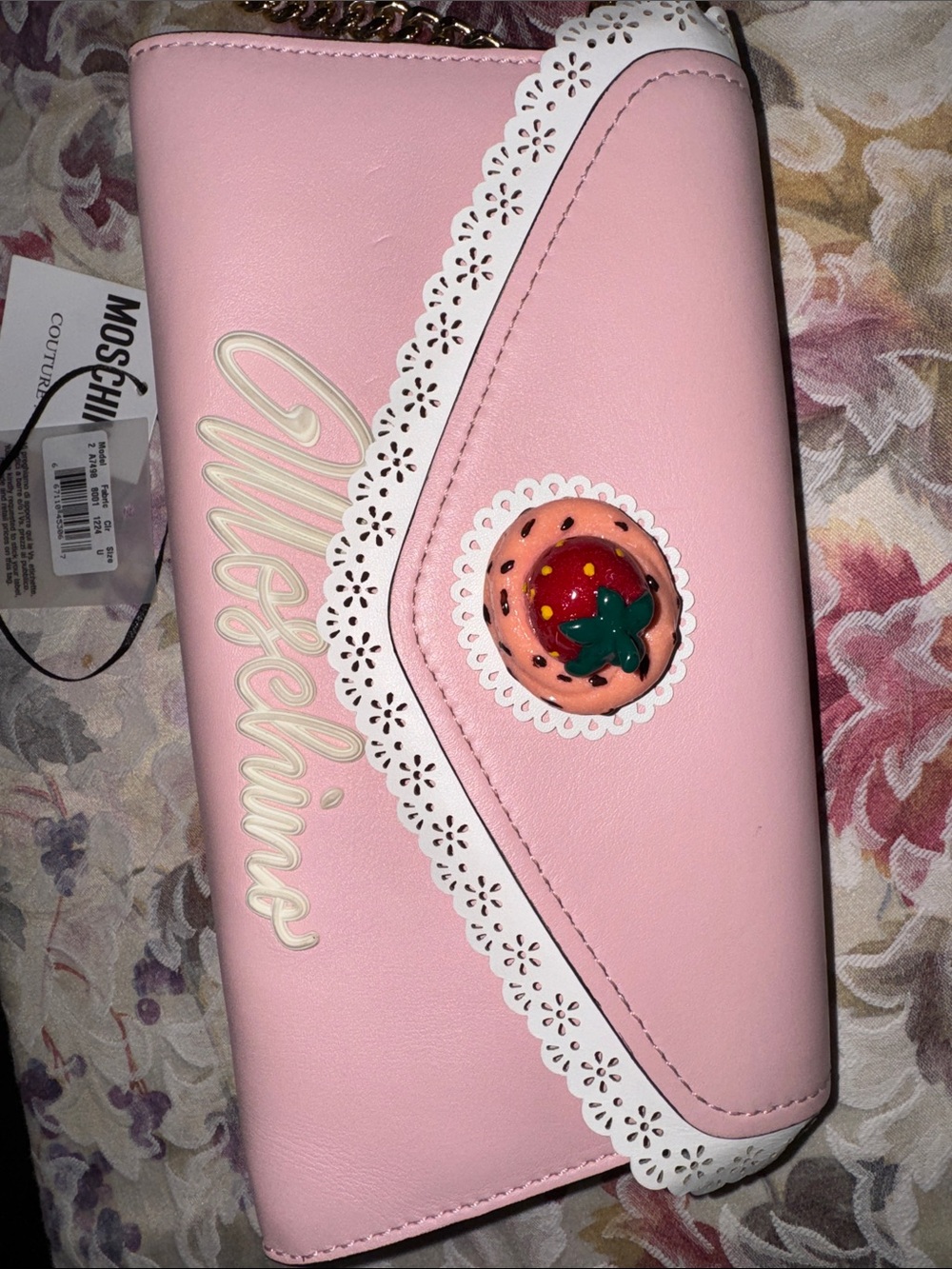 Moschino Cake 🍰 Slice Look 25 Clutch Pink Macaron Strawberry Bakery Bag Purse